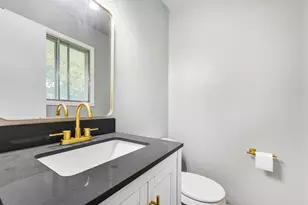 8254 N 106th St, Milwaukee, WI 53224 - Photo 16