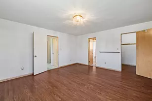 639 Erie Ave, Oostburg, WI 53070 - Photo 12
