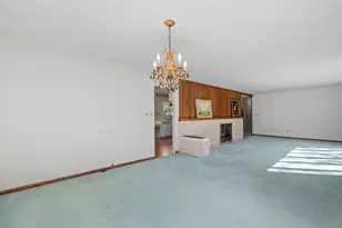 639 Erie Ave, Oostburg, WI 53070 - Photo 6