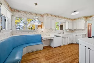 639 Erie Ave, Oostburg, WI 53070 - Photo 4