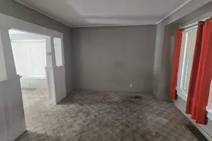 2833 S Wentworth Ave, Milwaukee, WI 53207 - Photo 4