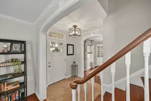 2630 N 89th St, Wauwatosa, WI 53226 - Photo 8
