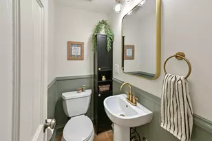 2630 N 89th St, Wauwatosa, WI 53226 - Photo 22