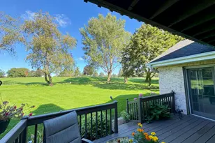 106 Eagle Pointe Dr, Delavan, WI 53115 - Photo 4