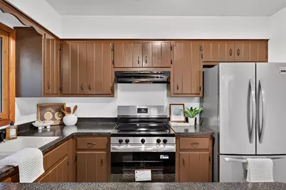 1616  Haymarket Rd, Waukesha, WI 53189 - Photo 12