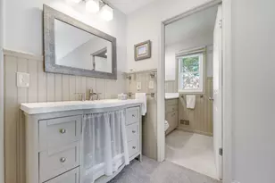 2301 W Dickinson Ct, Mequon, WI 53092 - Photo 18