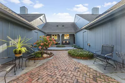 2301 W Dickinson Ct, Mequon, WI 53092 - Photo 1