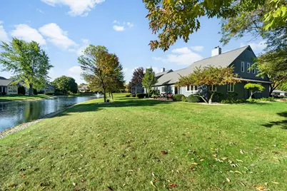 2301 W Dickinson Ct, Mequon, WI 53092 - Photo 32