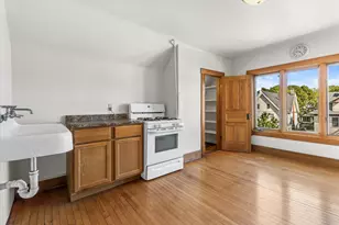 2912 N Maryland Ave, Milwaukee, WI 53211 - Photo 48
