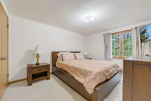 7320 N Pheasant Ln, River Hills, WI 53217 - Photo 34