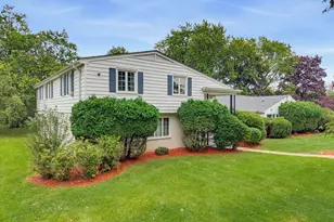 7320 N Pheasant Ln, River Hills, WI 53217 - Photo 1