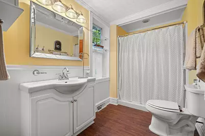 3609  Waterbury Ln, Racine, WI 53403 - Photo 24