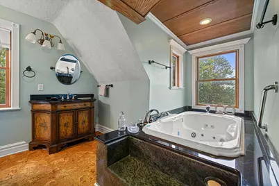 3609  Waterbury Ln, Racine, WI 53403 - Photo 40