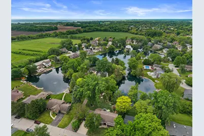 3609  Waterbury Ln, Racine, WI 53403 - Photo 46