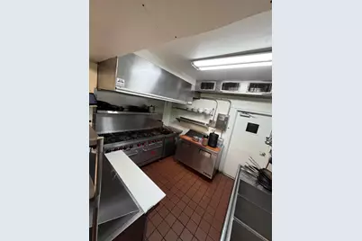 704 S 2nd St, Milwaukee, WI 53204 - Photo 8