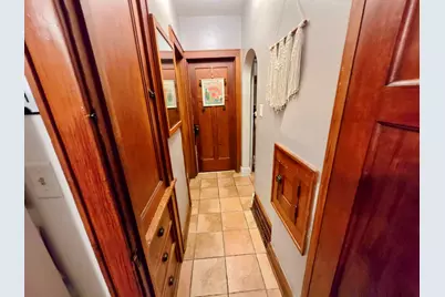 2367 N 70th St, Wauwatosa, WI 53213 - Photo 10