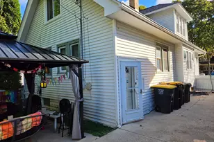 2367 N 70th St, Wauwatosa, WI 53213 - Photo 20