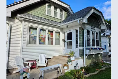 2367 N 70th St, Wauwatosa, WI 53213 - Photo 2