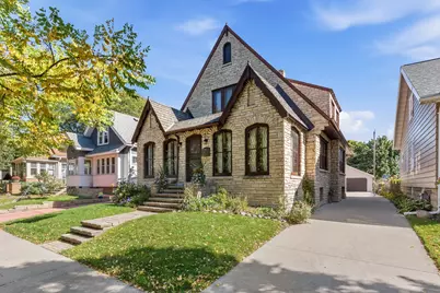 2162 N 66th St #2162A, Wauwatosa, WI 53213 - Photo 32