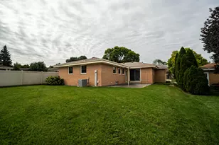 5624 S 24th St, Milwaukee, WI 53221 - Photo 32