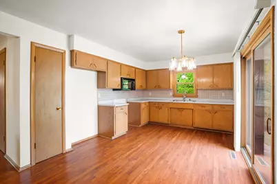 5624 S 24th St, Milwaukee, WI 53221 - Photo 6