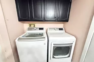 9600 W Beloit Rd, Milwaukee, WI 53227 - Photo 10