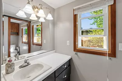 524  Marshall St, Caledonia, MN 55921 - Photo 10