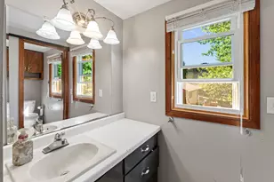 524 Marshall St, Caledonia, MN 55921 - Photo 10