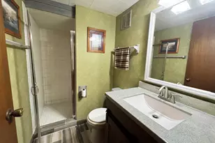670 Hillcrest Dr, Brookfield, WI 53186 - Photo 24