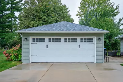 5353 S Elaine Ave, Cudahy, WI 53110 - Photo 24