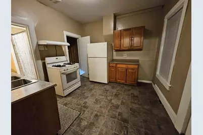 1605  Phillips Ave, Racine, WI 53403 - Photo 4