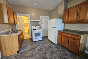 1605 Phillips Ave, Racine, WI 53403 - Photo 4