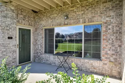 1527  Summerset Dr #91, Racine, WI 53406 - Photo 4