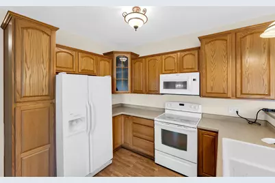 1527  Summerset Dr #91, Racine, WI 53406 - Photo 14