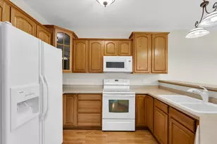 1527 Summerset Dr, Racine, WI 53406 - Photo 20