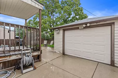 2526 S 70th St, Milwaukee, WI 53219 - Photo 20