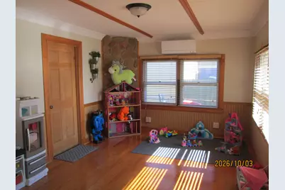 8235  Old Spring St, Racine, WI 53406 - Photo 40