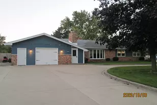 8235 Old Spring St, Racine, WI 53406 - Photo 2