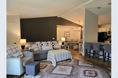2134  Marie Ct #4, West Bend, WI 53095 - Photo 2