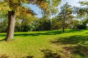 5110 S Woodridge Ln, New Berlin, WI 53146 - Photo 38