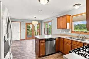 9334 Millstone Dr, Racine, WI 53406 - Photo 12
