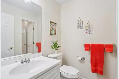 8349 S River Terrace Dr, Franklin, WI 53132 - Photo 24