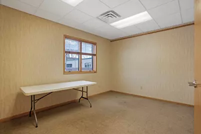 555  Braund St, Onalaska, WI 54650 - Photo 14
