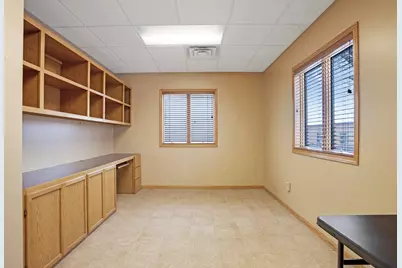 555  Braund St, Onalaska, WI 54650 - Photo 16