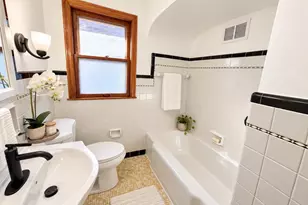 3854 E Carpenter Ave, Cudahy, WI 53110 - Photo 6