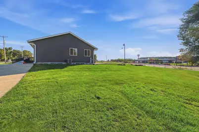 409  Degner Ave, Mayville, WI 53050 - Photo 4