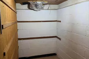 3213 W Lincoln Ave, Milwaukee, WI 53215 - Photo 22