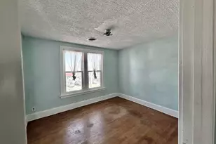 3213 W Lincoln Ave, Milwaukee, WI 53215 - Photo 14