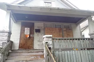 2805 N 17th St, Milwaukee, WI 53206 - Photo 1