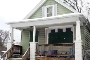 2973 N 18th St, Milwaukee, WI 53206 - Photo 2